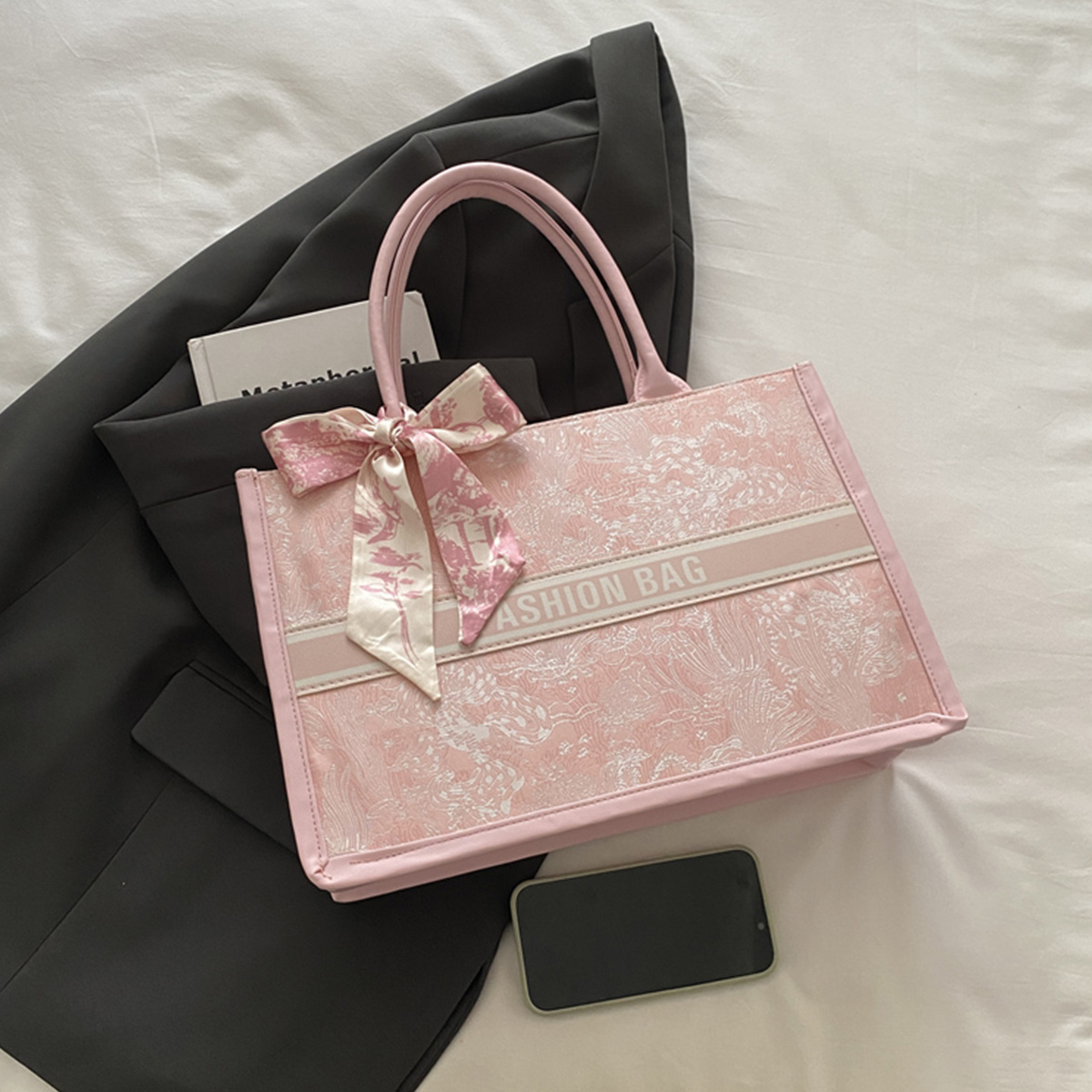 Luxury Elegant Women Tote Bag  - Embroidery On Leather recension och pris
