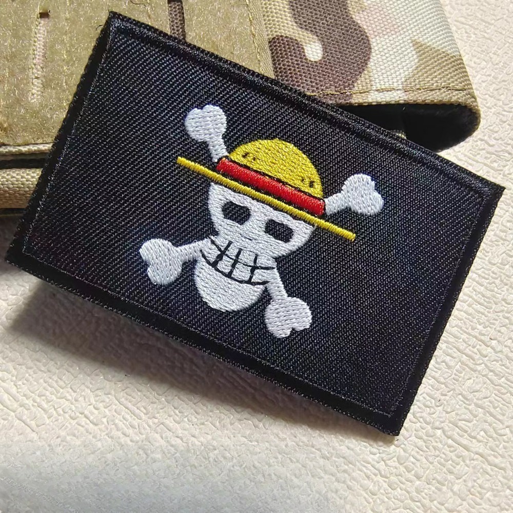 One Piece Badg Cartoon sleeve  - Embroidery Patch recension och pris