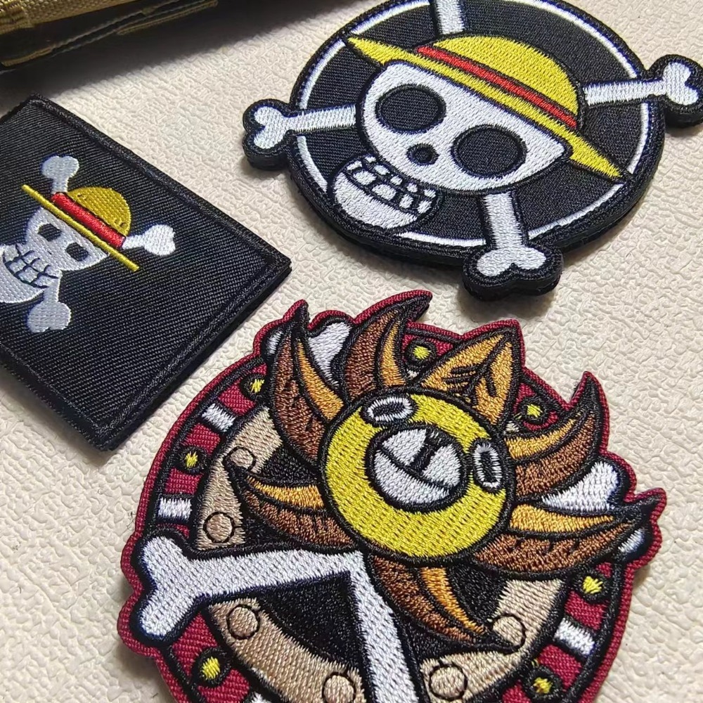 One Piece Cartoon sleeve patch - Embroidery Patch recension och pris