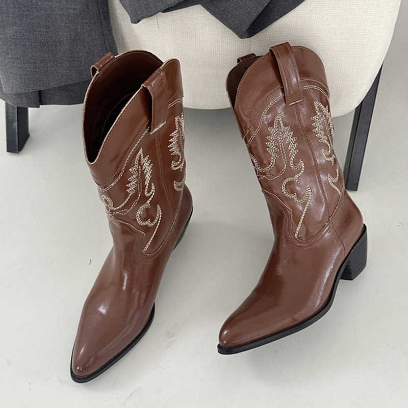 Liyke Designer Wine Red Leathe - Embroidery On Leather recension och pris
