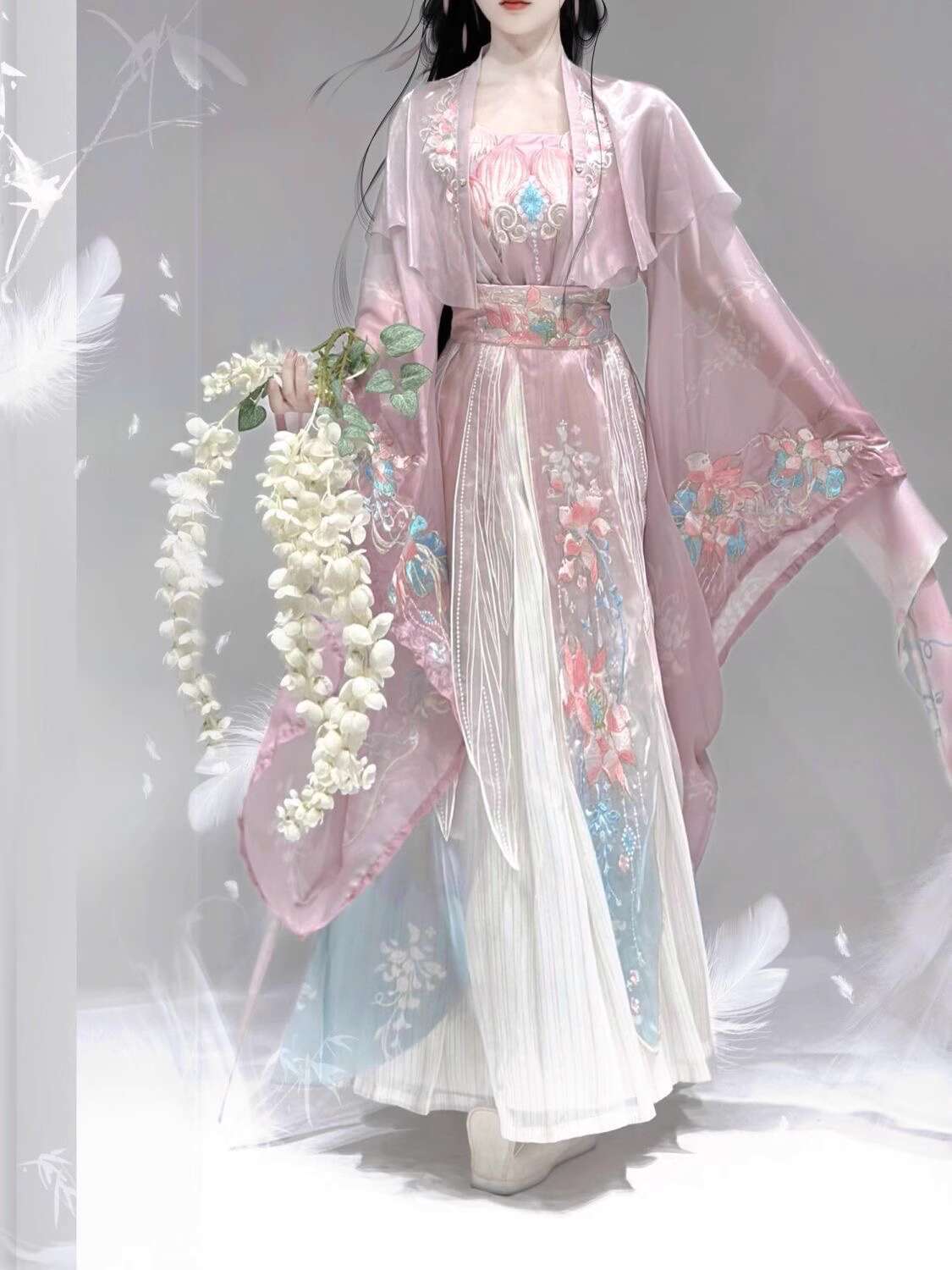 New Hanfu Wei Jinfeng Heavy In - Embroidery In The Piece recension och pris